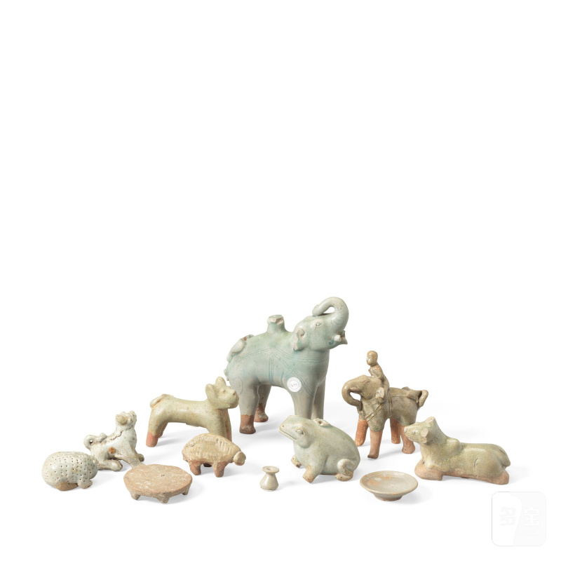 十四/十五世紀 宋加洛陶瓷雜項一組 | A GROUP OF SAWANKHALOK ANIMALS AND FIGURES - 图2